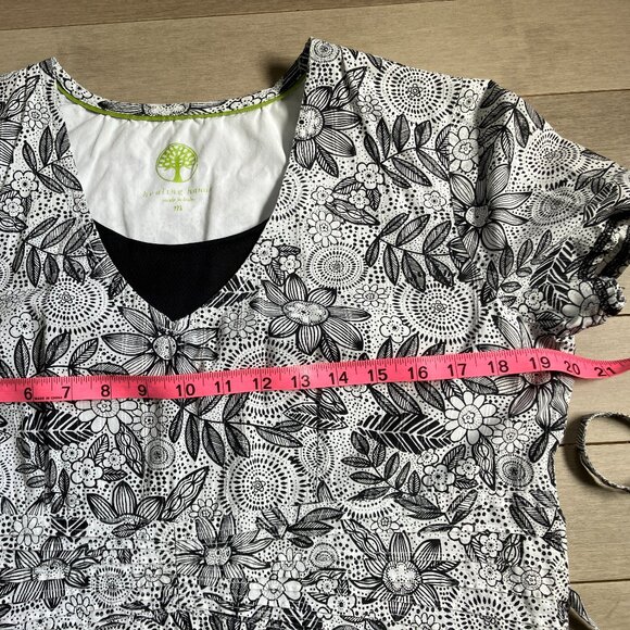 Healing Hands top - Picture 2 of 6